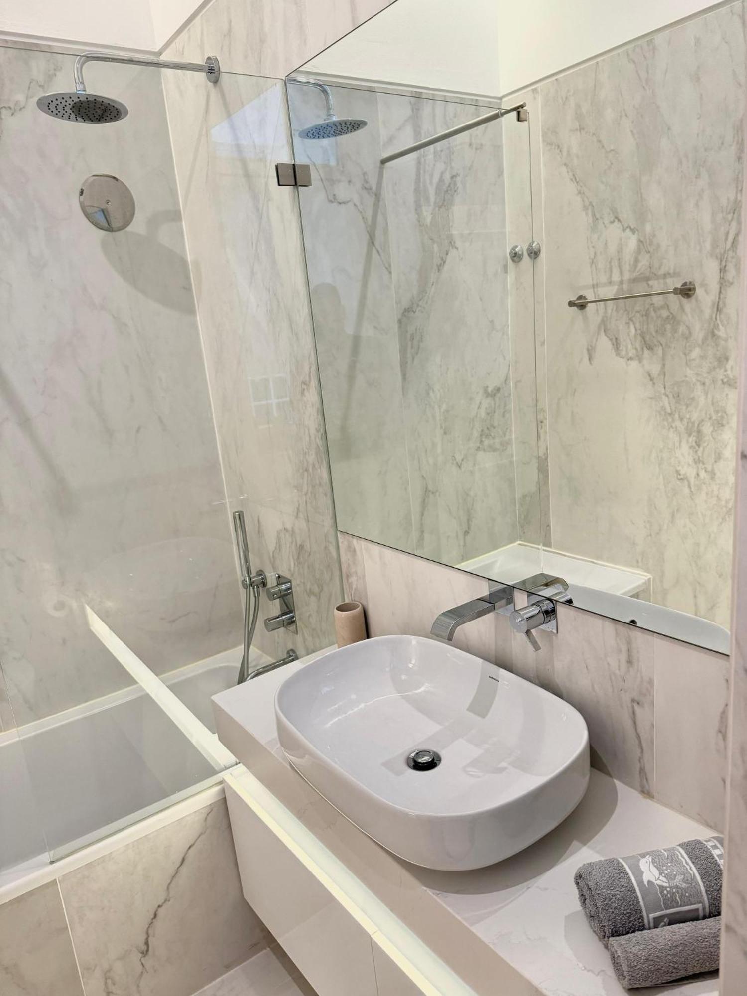 Quarto Com Banheiro Privativo Na Baixa Lisboa Exteriér fotografie